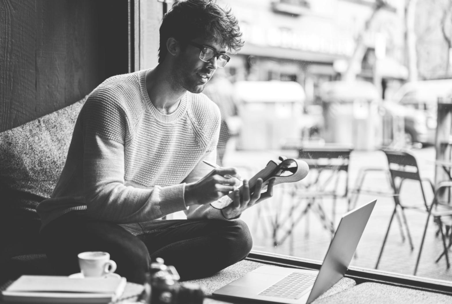 Sessione interattiva di gruppo su strategie di budgeting